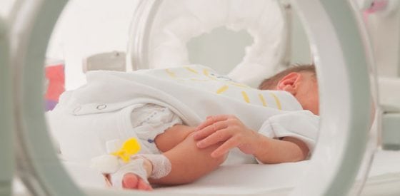 Neugeborenenintensivstation: Was jede zukünftige Mutter wissen sollte, um sie zu umgehen