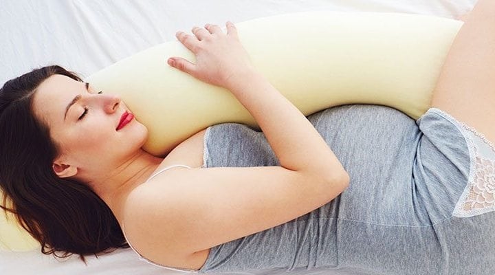 Wie Schlafgewohnheiten Ihre Schwangerschaft beeinflussen können
