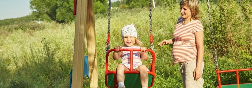 Hitze während der Schwangerschaft und andere Bedenken in der Sommerzeit