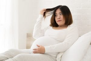 Haarpflege während der Schwangerschaft: Was Sie tun und was Sie lassen sollten