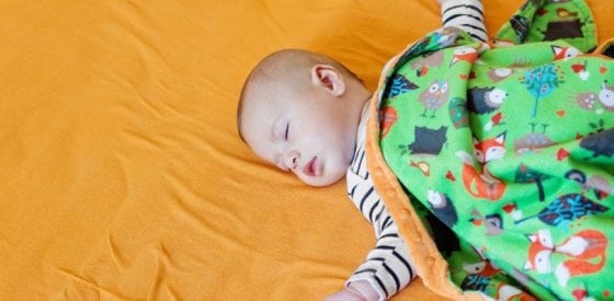 Selbstgemachte Babydecken ohne Nähen