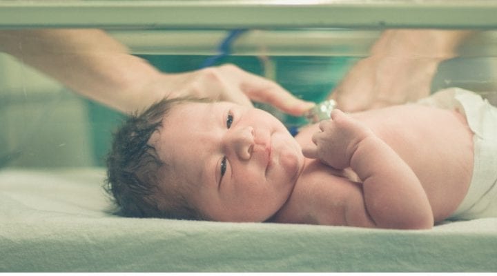 Babygesundheit: Worauf Sie sich eine Woche nach der Geburt einstellen müssen