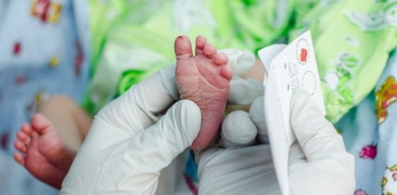 Neugeborenen-Untersuchungen zur Früherkennung von Mukoviszidose und anderen Problemen