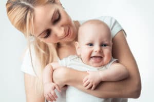 Die Vorteile von direktem Hautkontakt nach der Entbindung