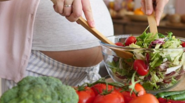  Lycopin: Wie der rote Pflanzenstoff eine gesunde Schwangerschaft fördert