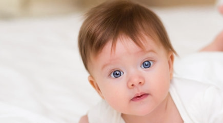 Wahrnehmung des eigenen Körpers: Babys spüren ihren Herzschlag und ihre Atmung