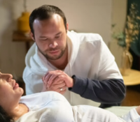 Wissenschaftler entdecken, wie die Gebärmutter weiß, wann sie während der Geburt pressen muss