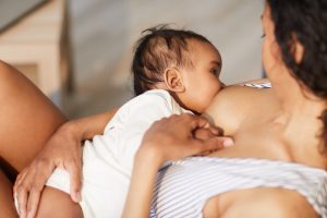 Das Baby ist da: Was Eltern in den ersten Wochen nach der Geburt wissen sollten 2