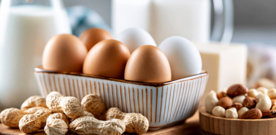 Eier und Erdnüsse in der Schwangerschaft: Kann die Ernährung Allergien beim Baby verhindern?